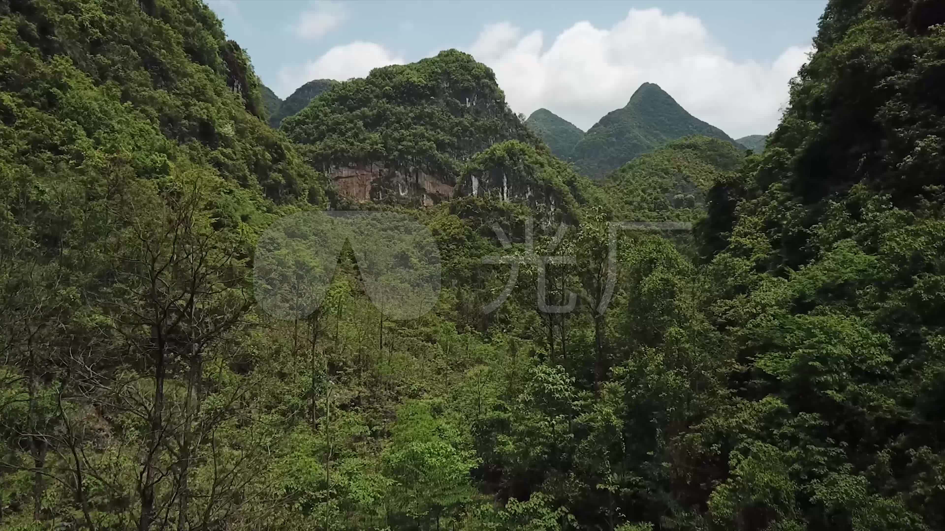 罗甸大小井航拍大山