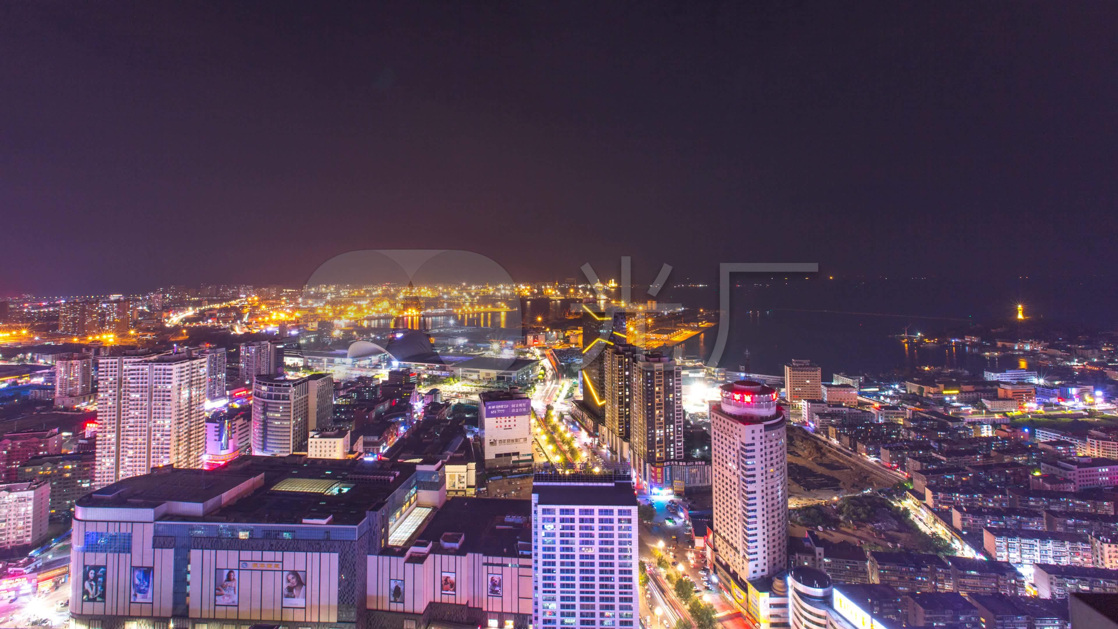 烟台芝罘区海边夜景