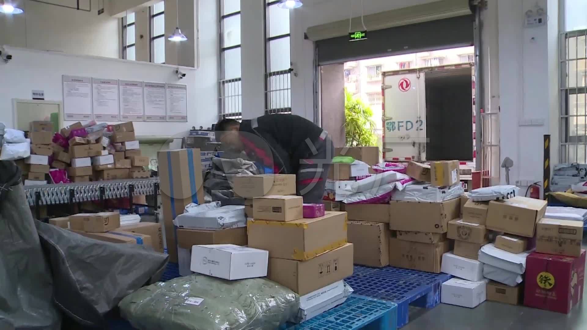顺丰快递包裹分拣及装卸流水线