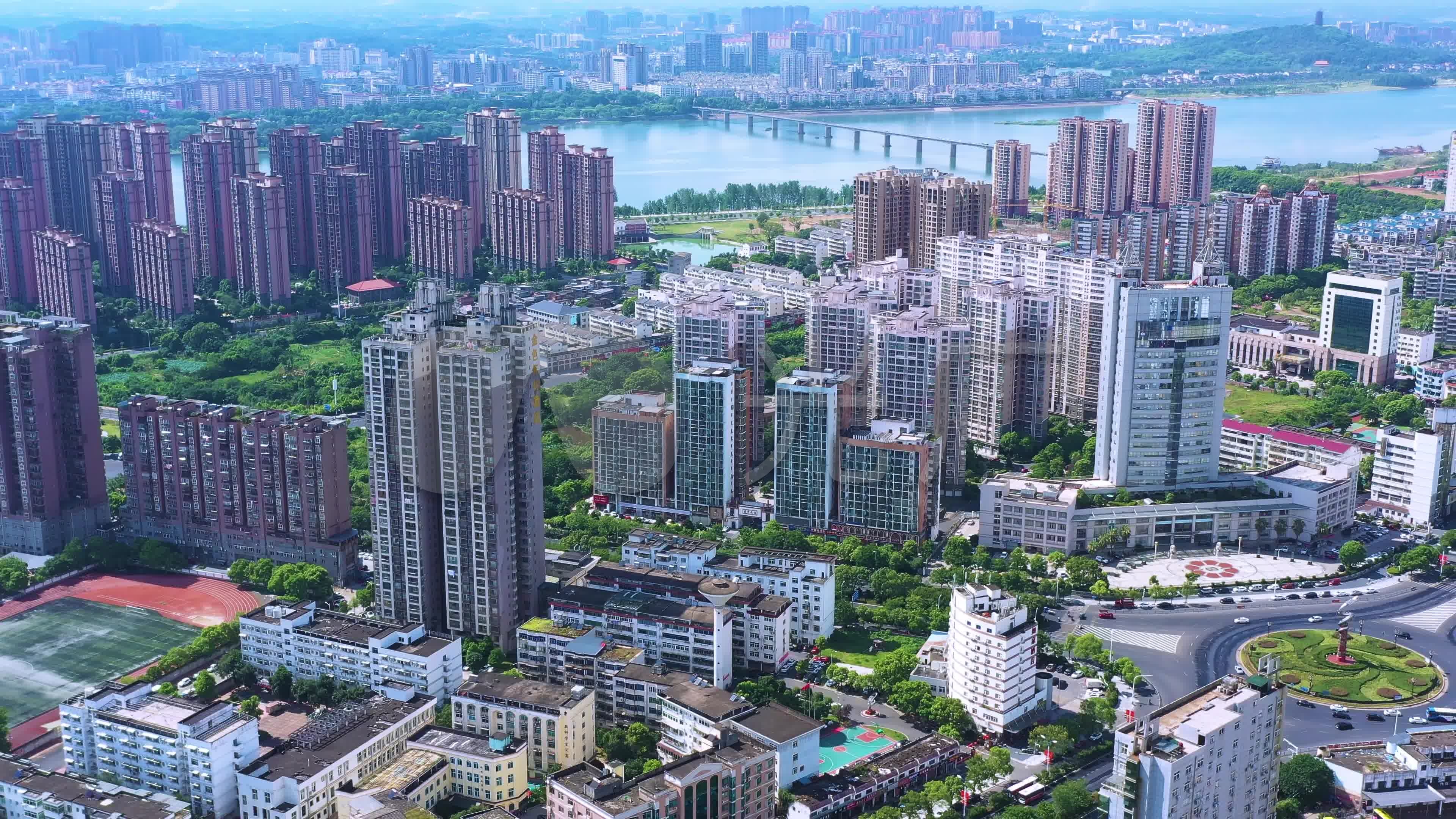 航拍江西省吉安市青原区城区建筑_3840x2160_高清视频素材下载(编号