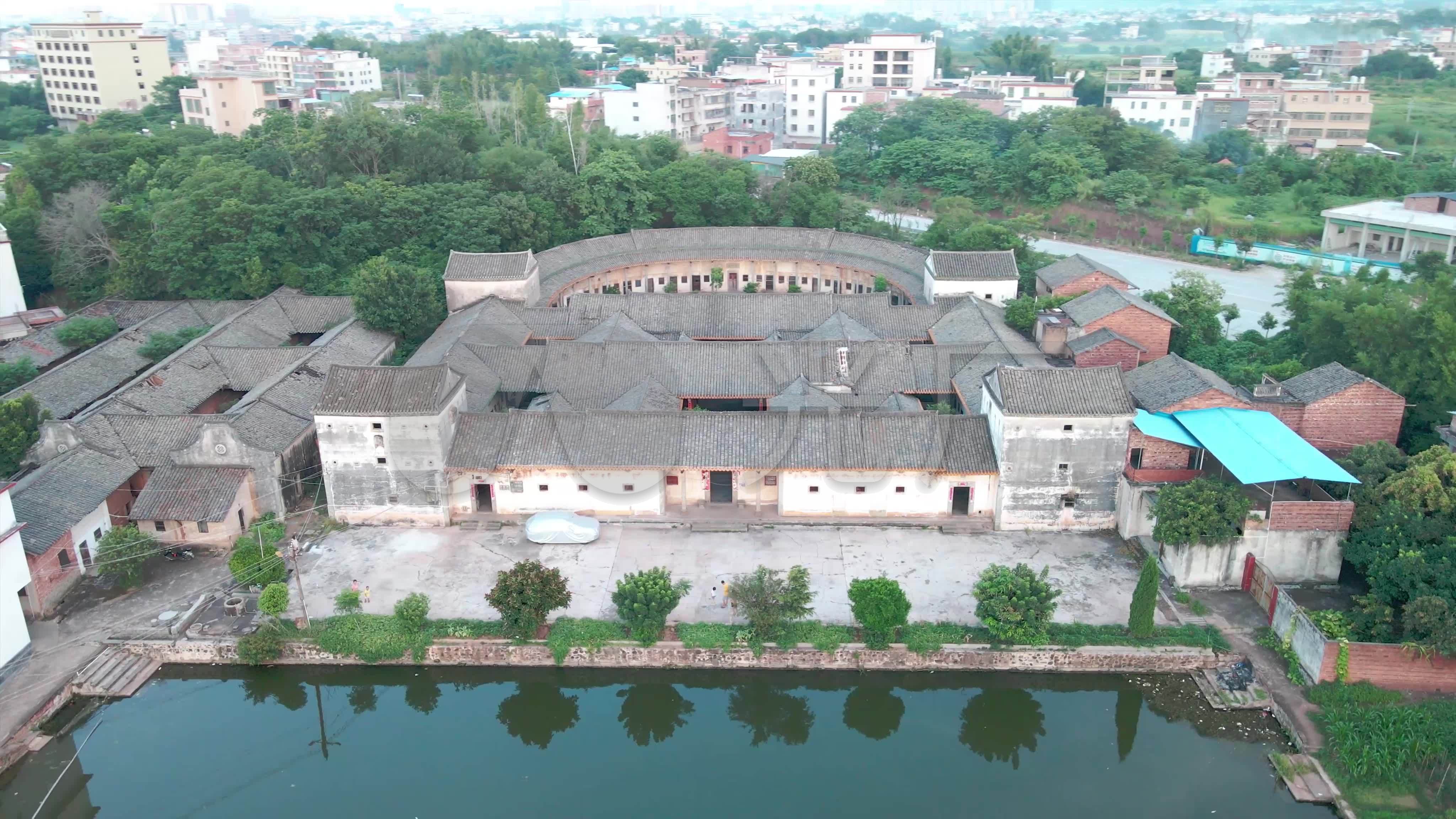 4k航拍兴宁十大古民居馨梓围_客家围龙屋_4096x2304