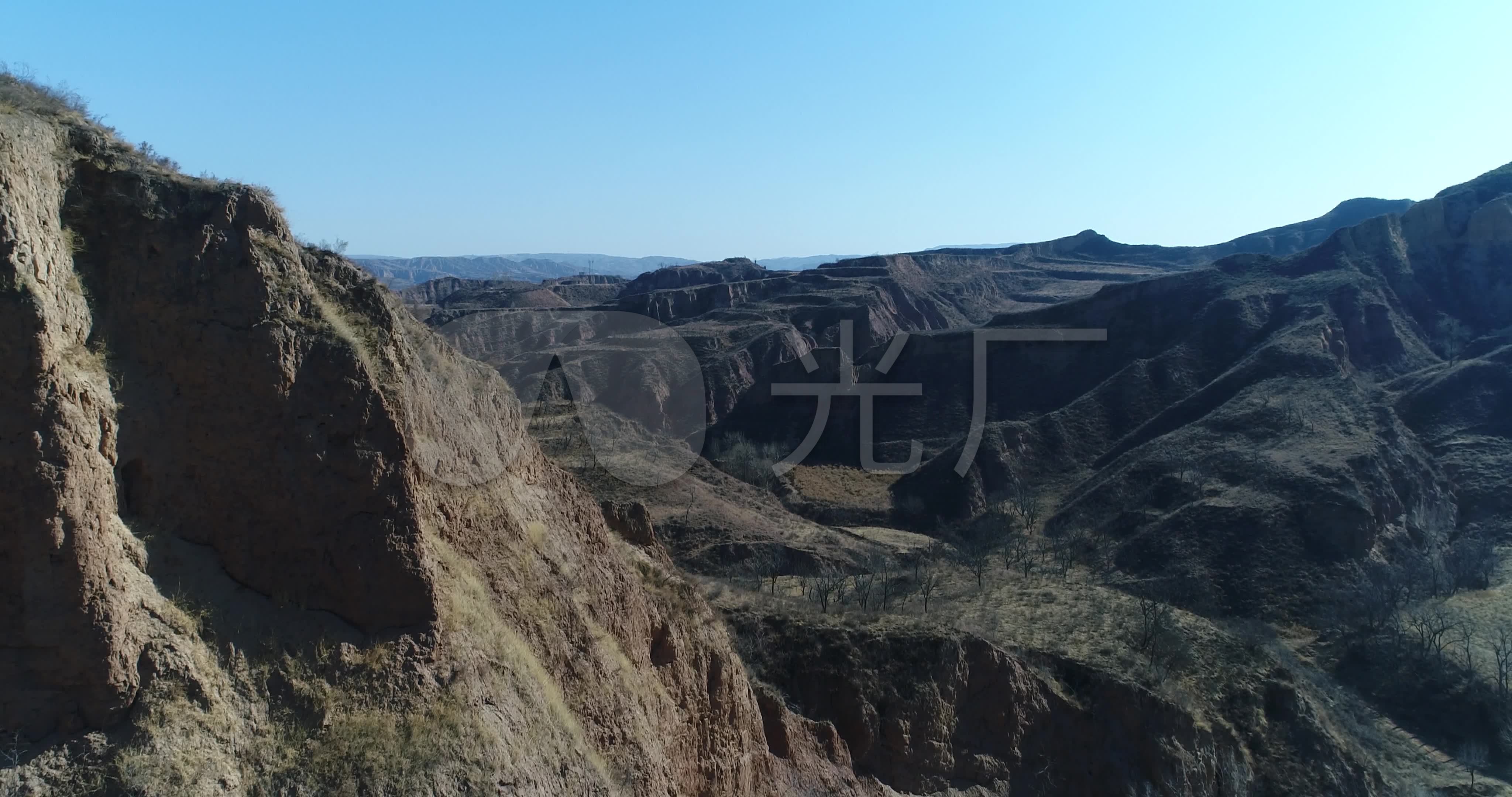 4k航拍山西险峻荒凉土山黄土坡黄土高原