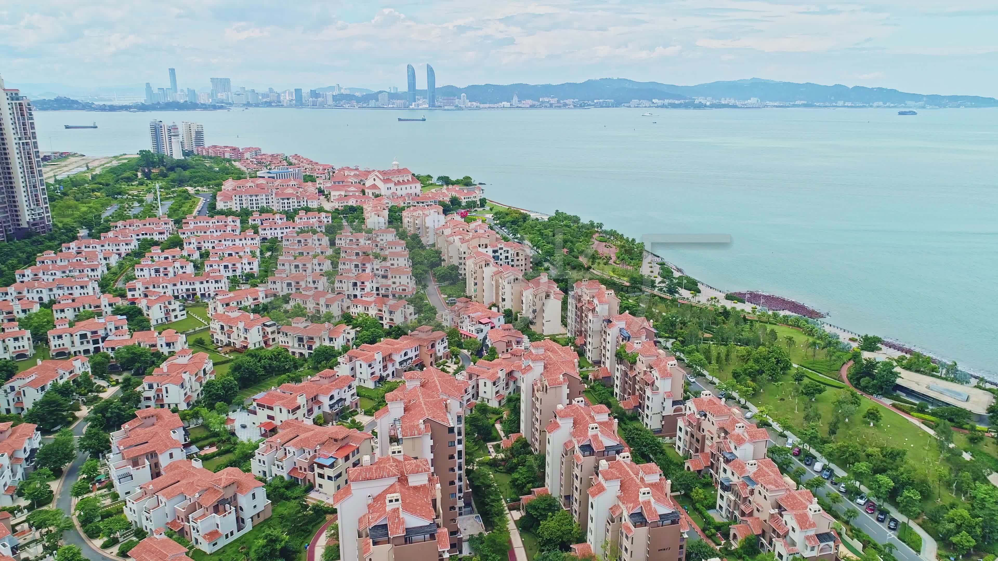 航拍漳州港卡达凯斯海岸线美景_3840x2160_高清视频素材下载(编号