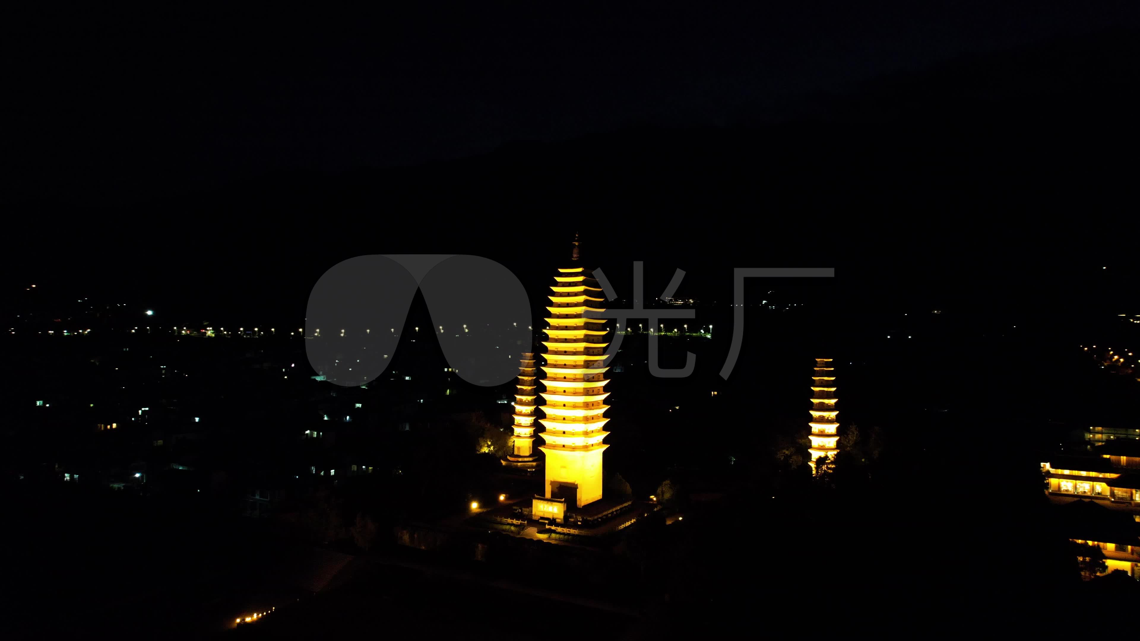 云南大理崇圣寺三塔夜景_3840x2160_高清视频素材下载