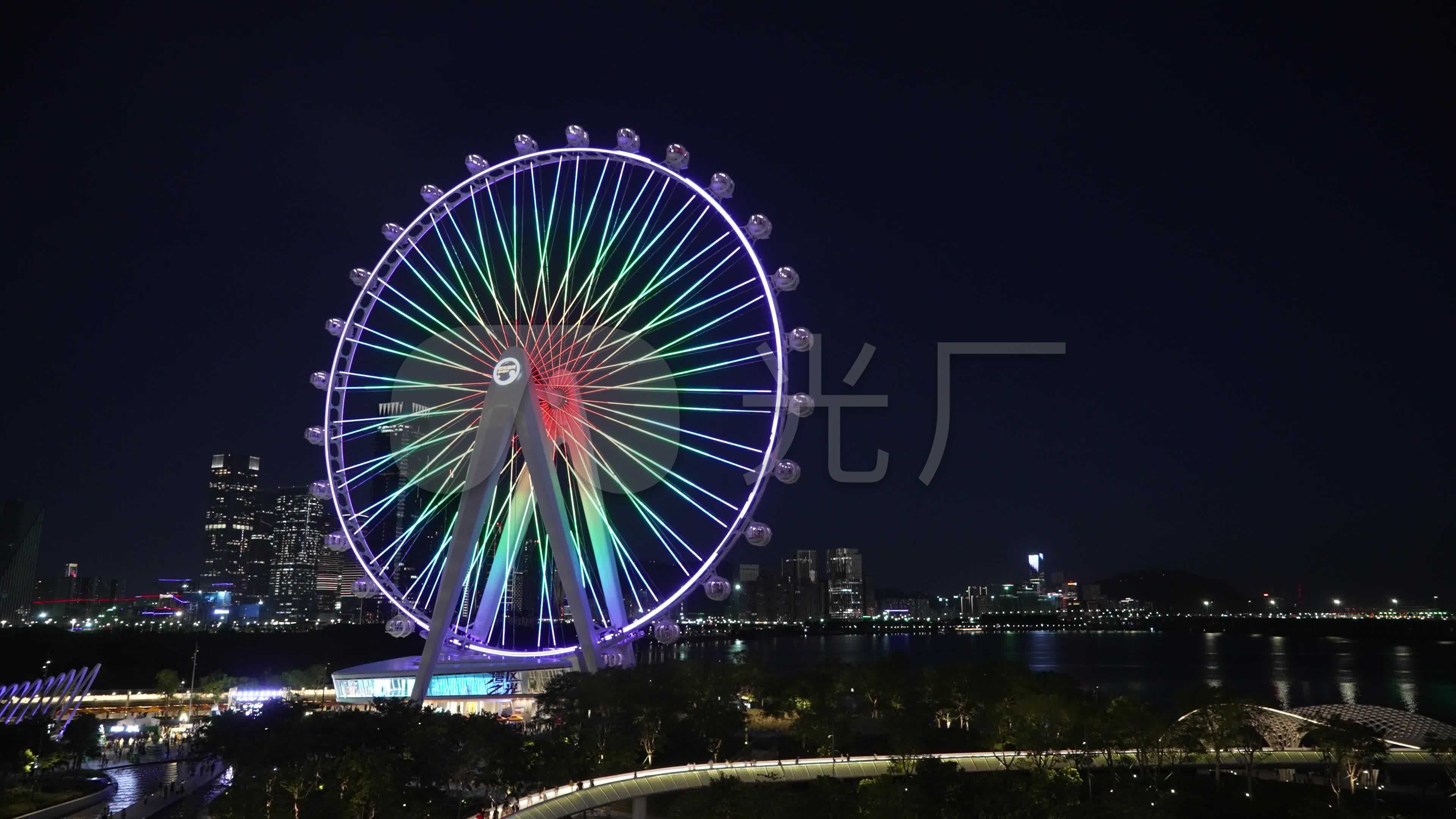 深圳宝安区欢乐港湾摩天轮夜景灯光秀_3840x2160_高清视频素材下载