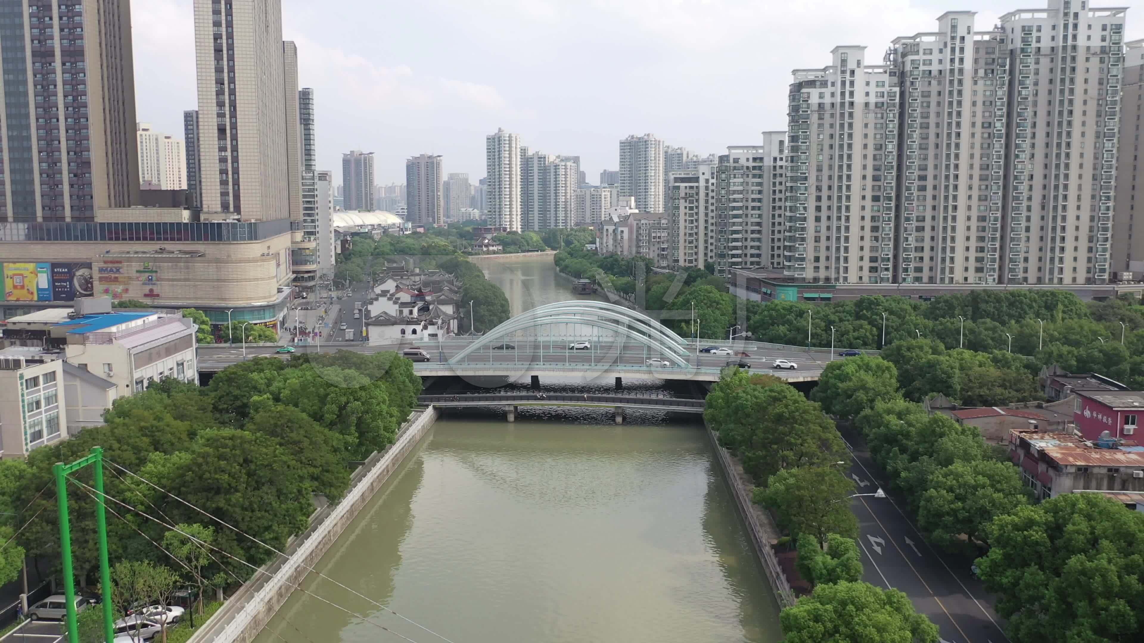 常州怀德桥吾悦国际运河航拍_3840x2160_高清视频素材下载(编号