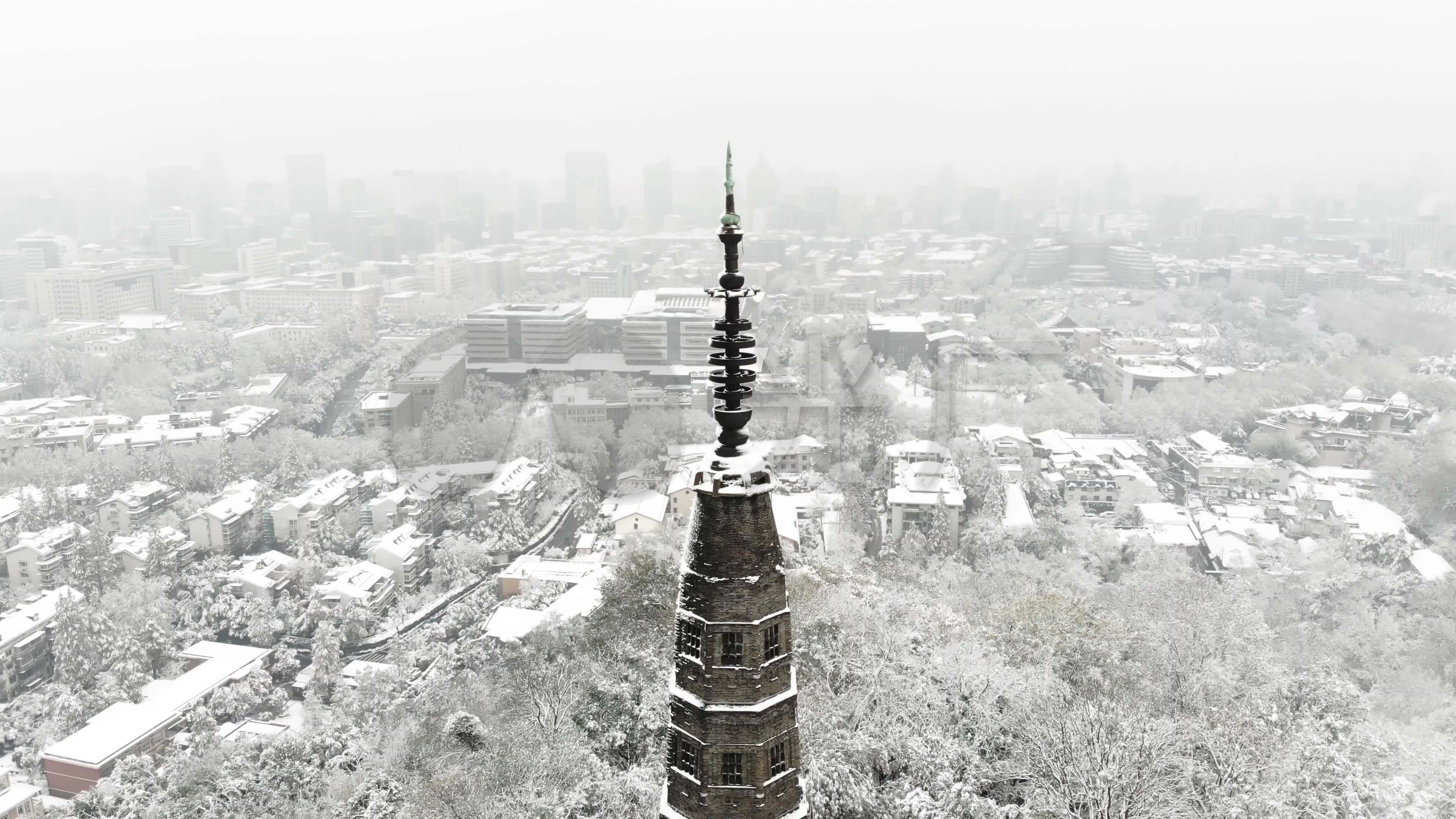 杭州西湖宝石山保俶塔雪景4k航拍