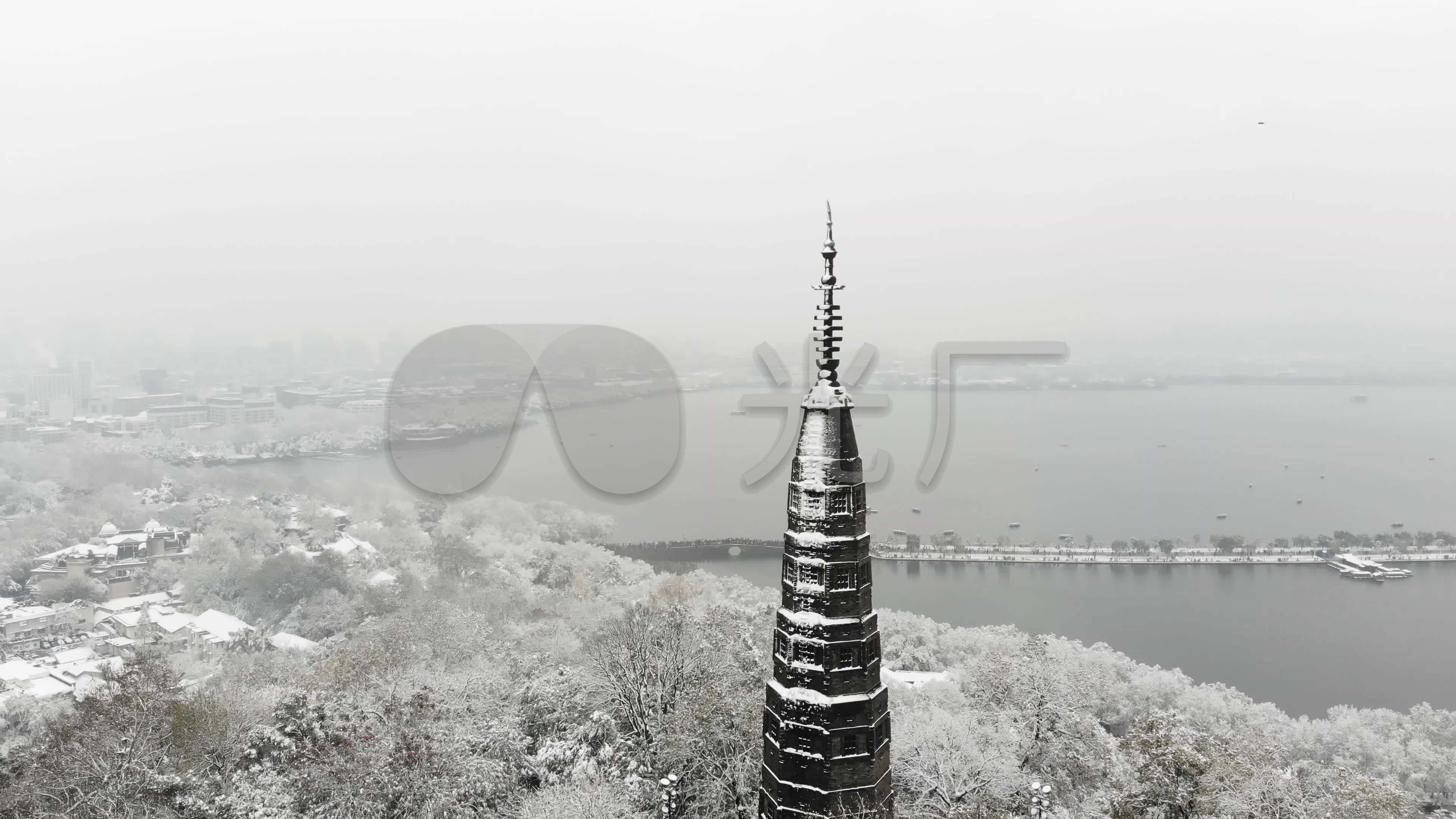 杭州西湖宝石山保俶塔雪景4k航拍