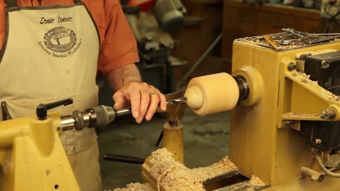 剑球生产工艺机械设备木头