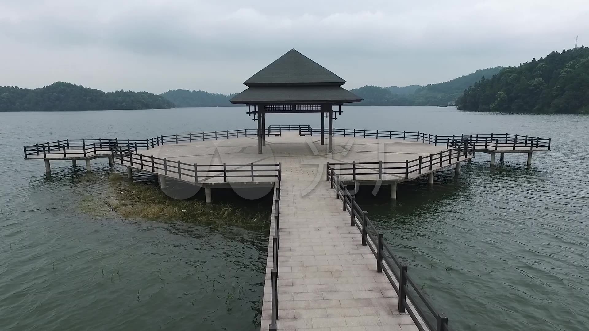 航拍仙女湖亭子 各个角度片段