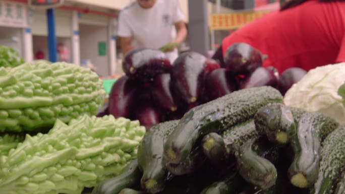 菜市场水果摊贩蔬菜肉卤制品面条实拍