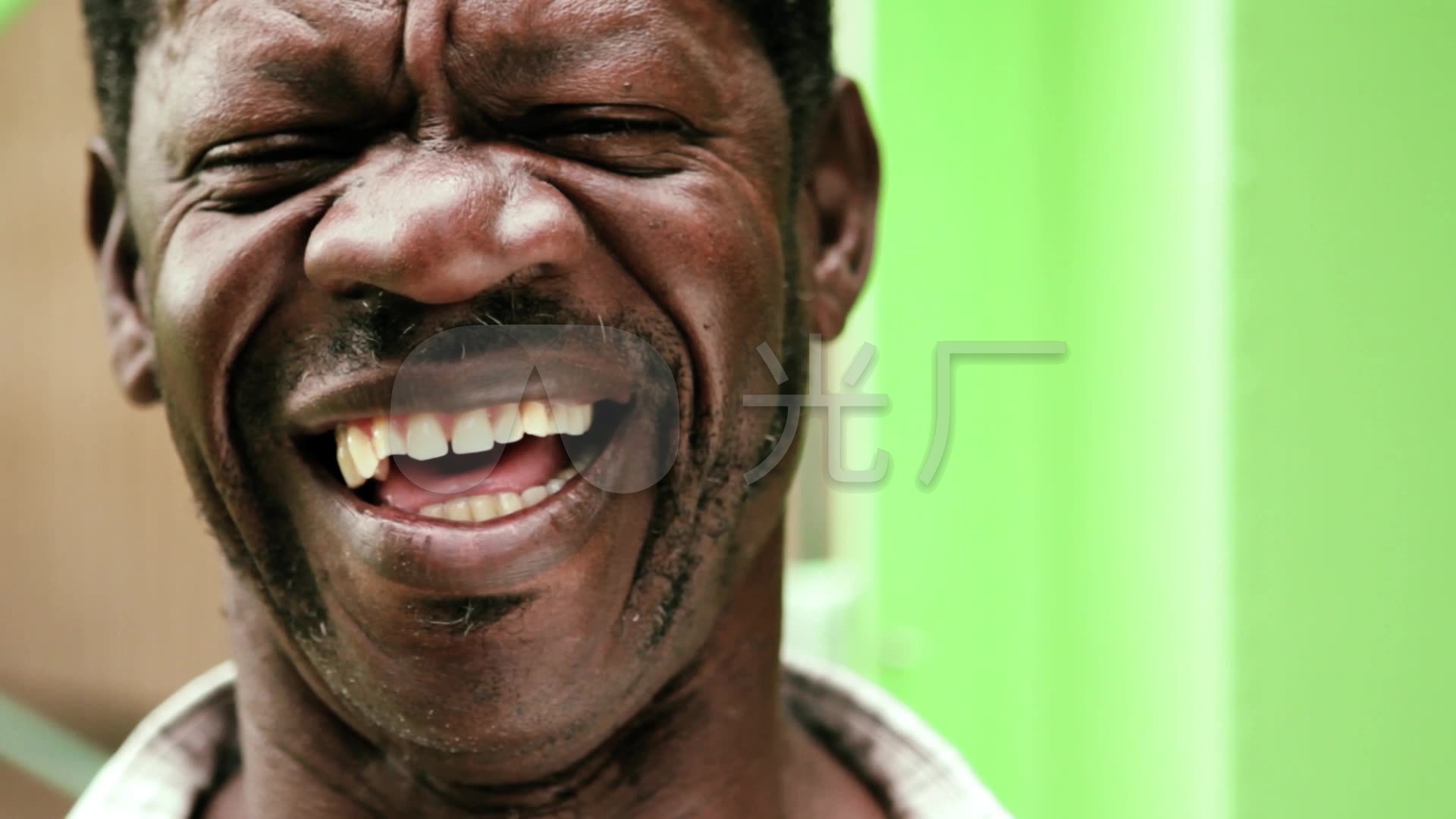 黑人黑人微笑国际友人_1920x1080_高清视频素材下载(编号:726630)