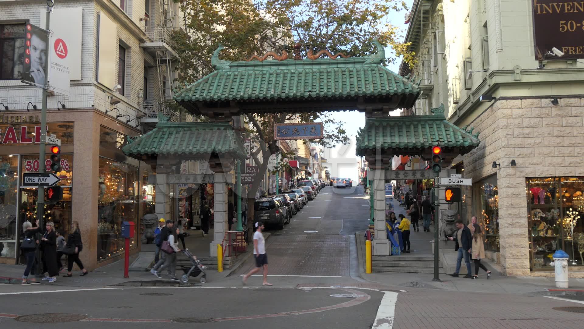 旧金山唐人街的大拱门