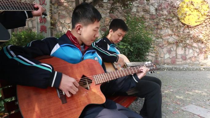 吉他学习学生课外实践社团活动