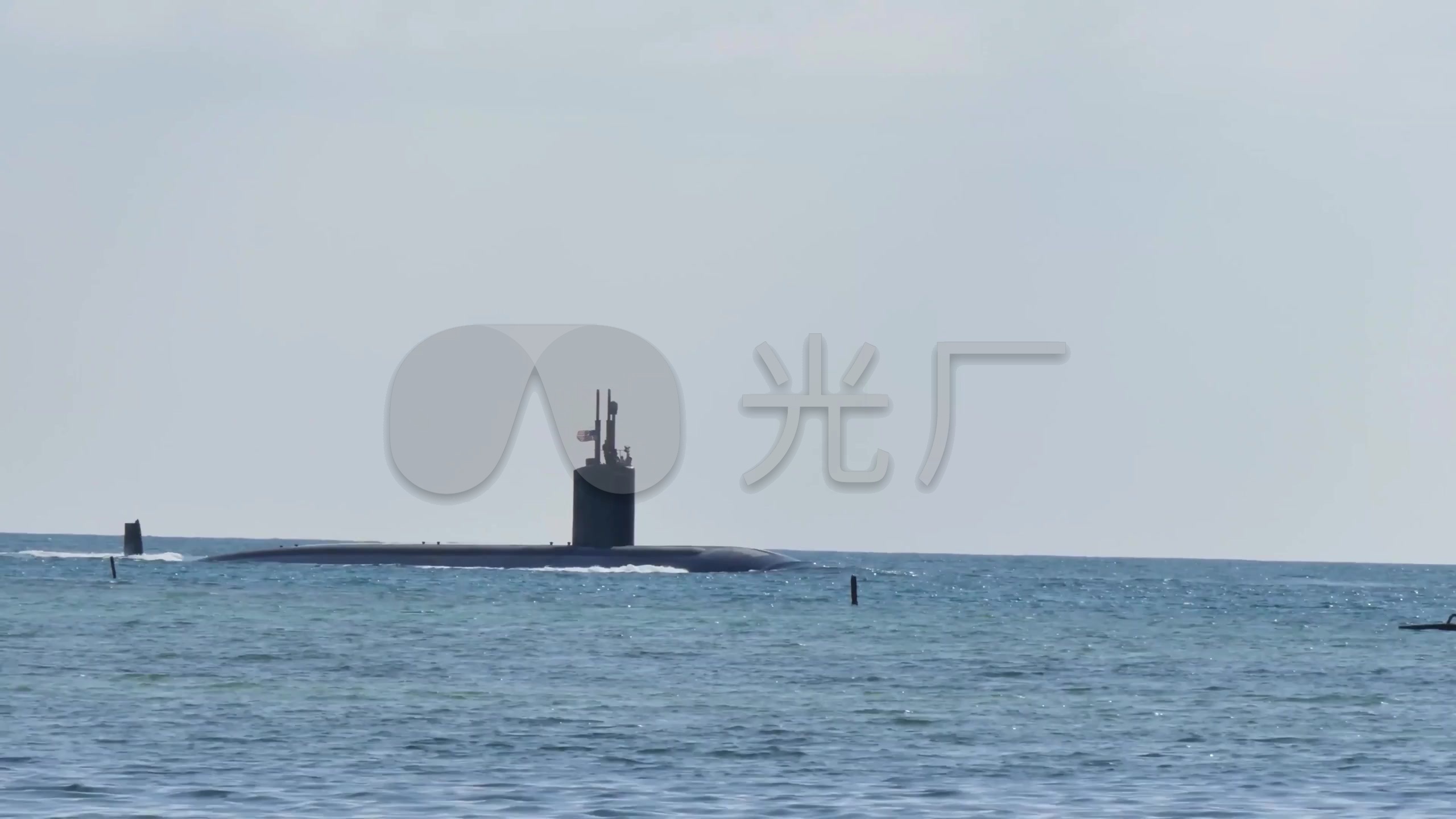 美軍核潛艇艦艇水面航行軍事軍用8153_2560x1440_高清視頻素材下載