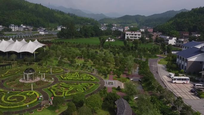 四都植物园四都村