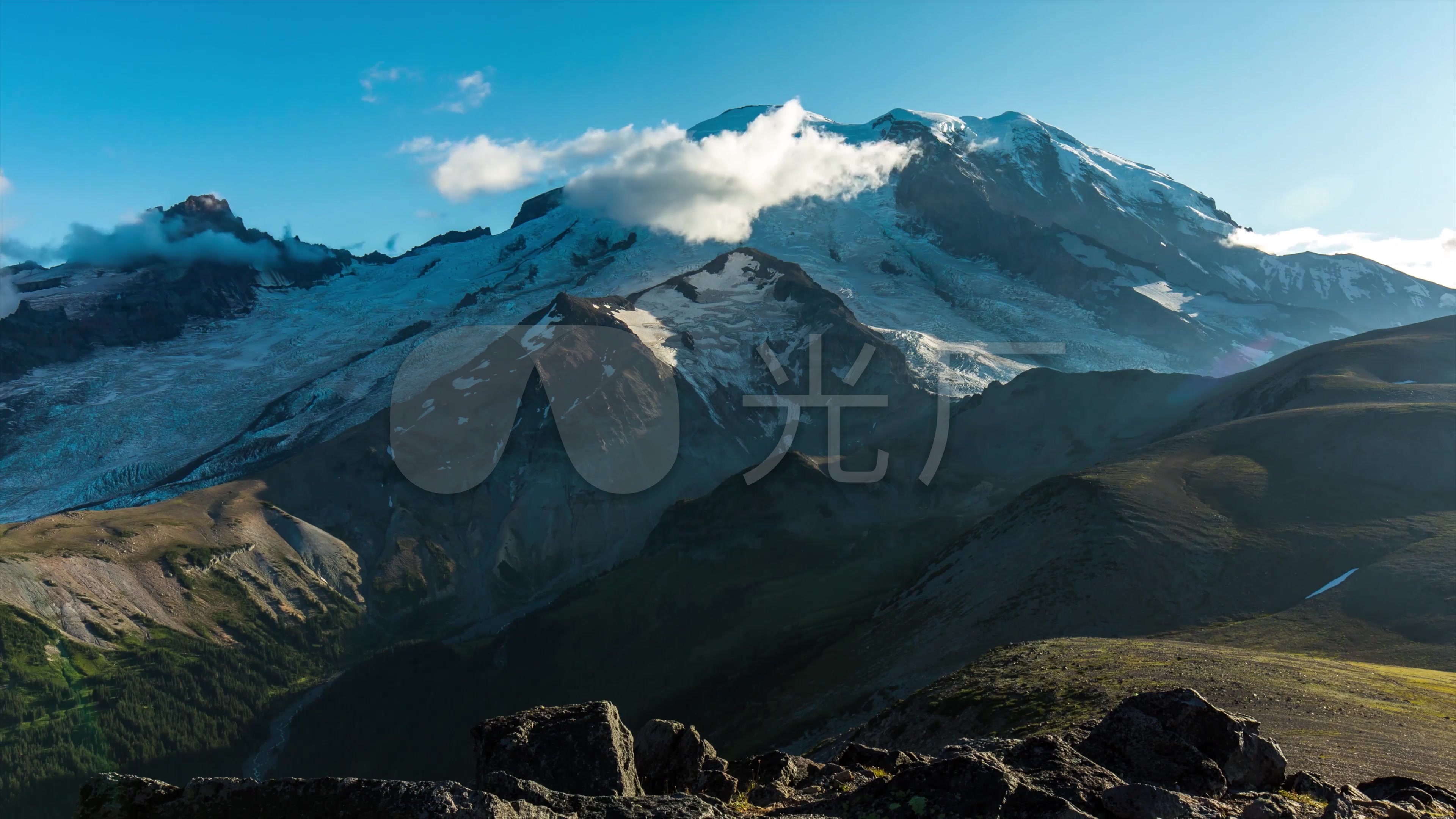 4k星空日出雲海草原雪山_3840x2160_高清視頻素材下載(編號:1089644)