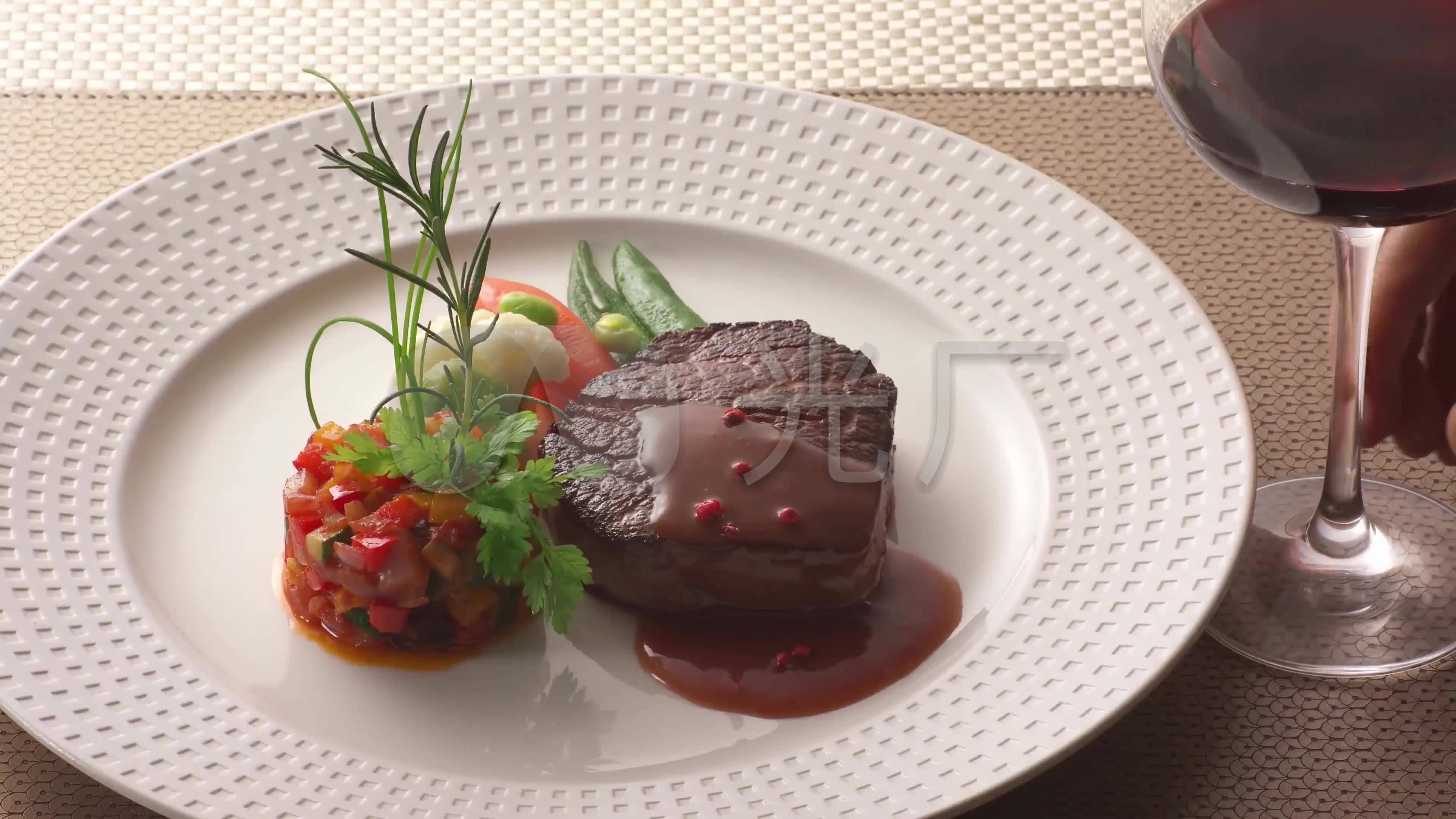 西餐牛排美食_3840x2160_高清视频素材下载(编号:1104842)_实拍视频