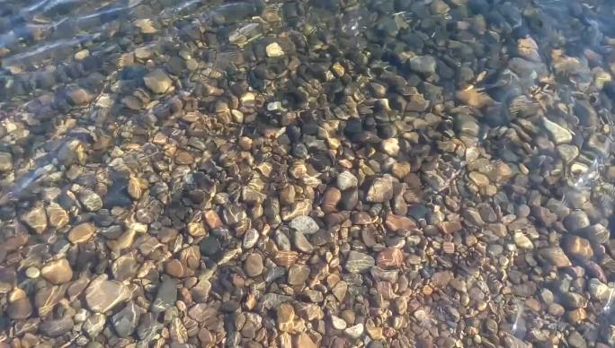 实景河水石头清澈水波彩石
