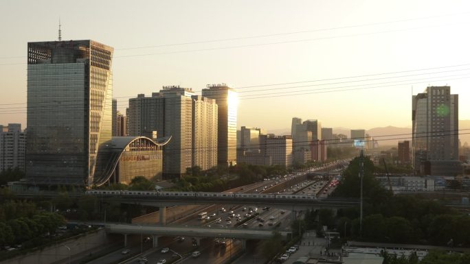 北京傍晚太阳下山