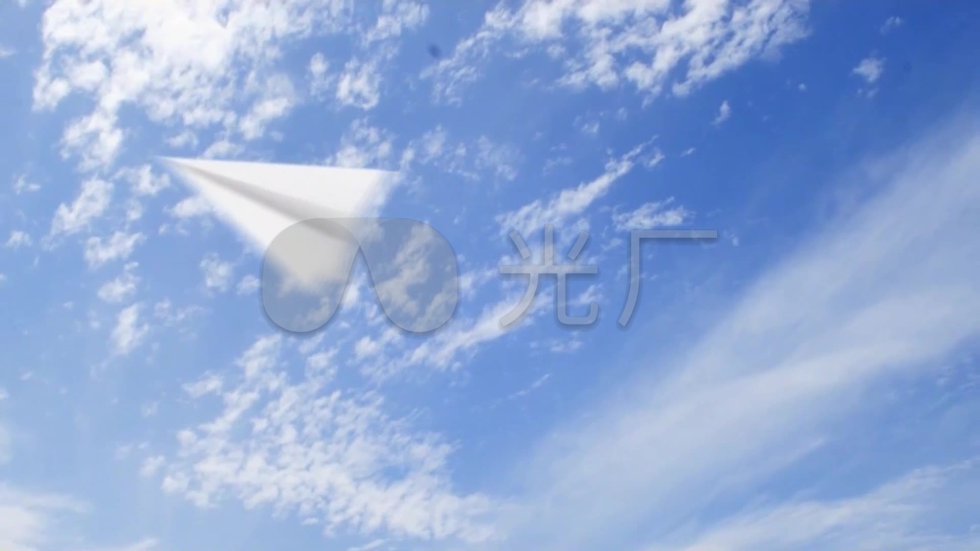 播放纸飞机的视频怎么做_播放小小的纸飞机儿歌视频
