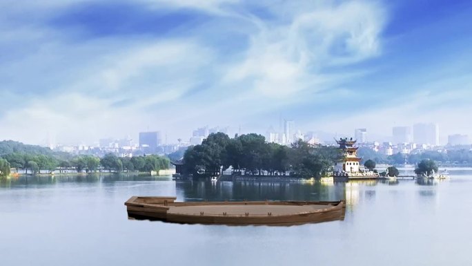 湖面游动的木船