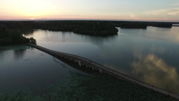 航拍颍州西湖夕阳荷花高清1080P