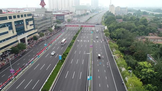 天津津京公路火炬传递