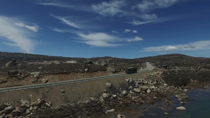 阿坝洲道路