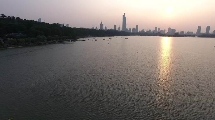 南京玄武湖风景城市剪影航拍城市宣传片
