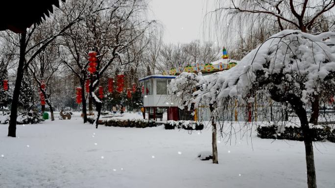 广场前下雪动态合成背景