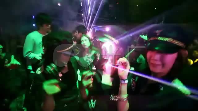 车载导航MV韩国夜店DJ舞曲超劲爆视频_640X