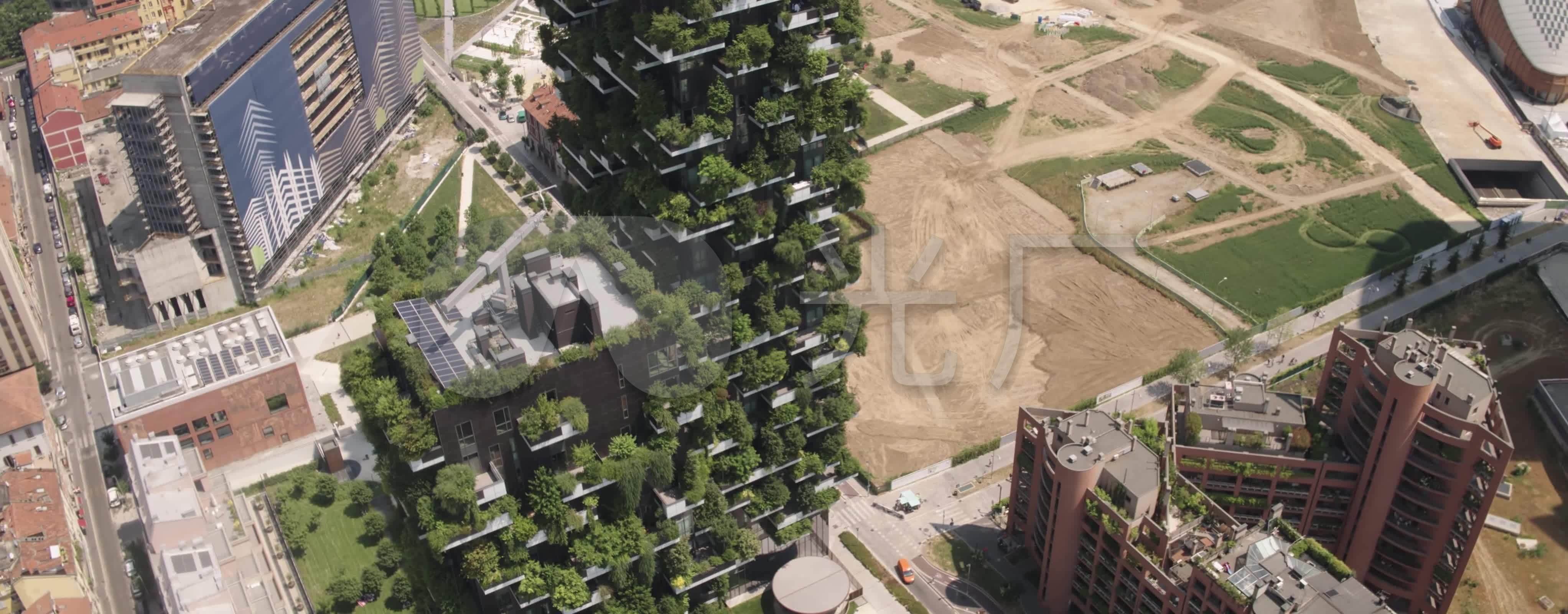 4k航拍生态建筑高楼住宅绿色建筑_4088x1600_高清视频素材下载(编号