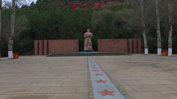 红军雕像
