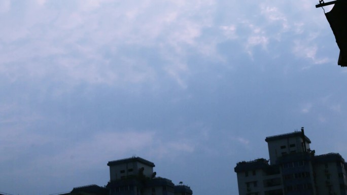 广州春天的早晨，云层飘逸20180324