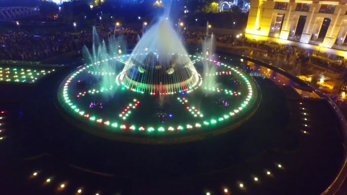 [有版权]航拍泉城广场喷泉夜景