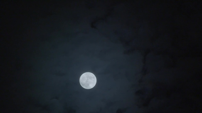 月黑风高的深夜月亮