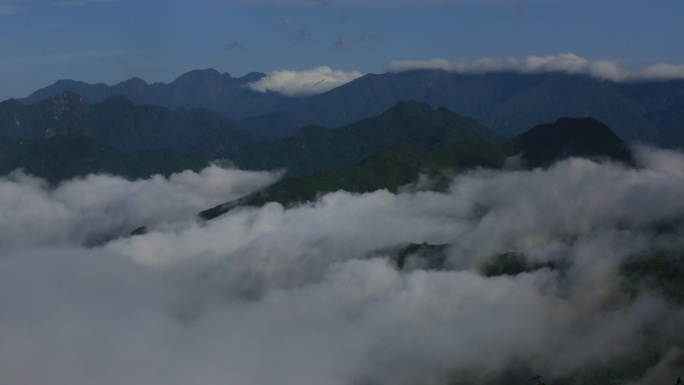 山间云海