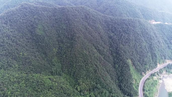 航拍崇山峻岭高速公路和立交三淅高速视频