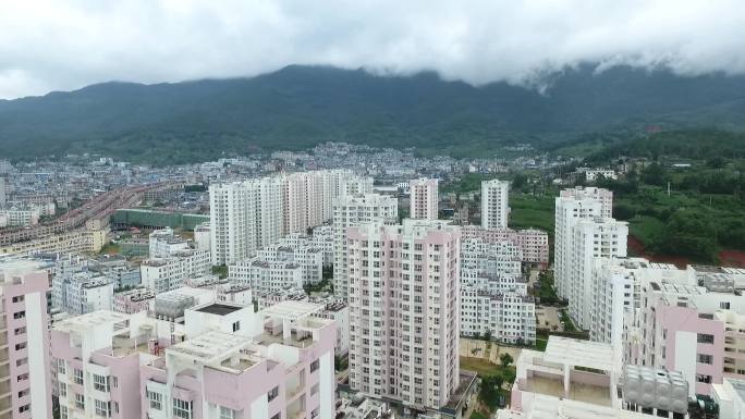 航拍云南临沧永德县城区建筑