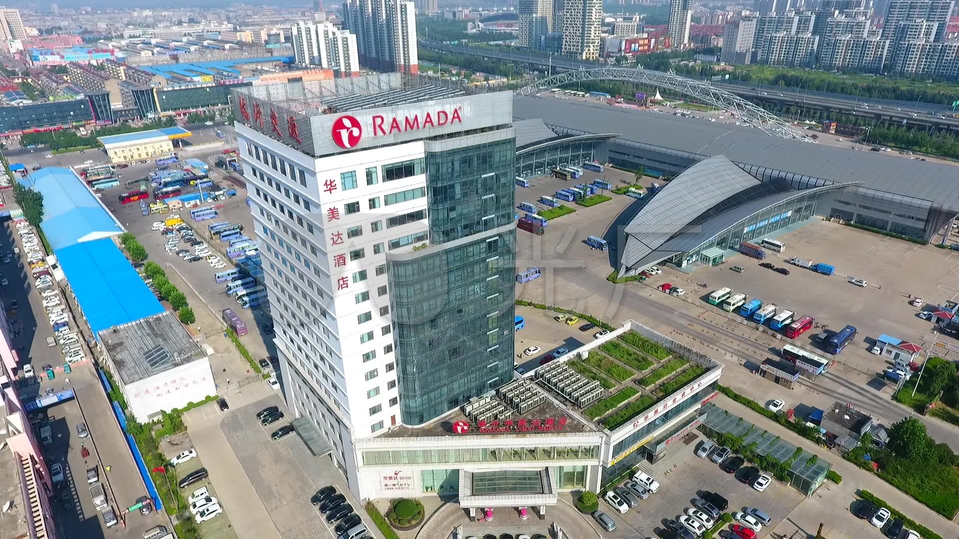 临沂市华美达大酒店外景航拍素材_1920x1080_高清视频素材下载(编号