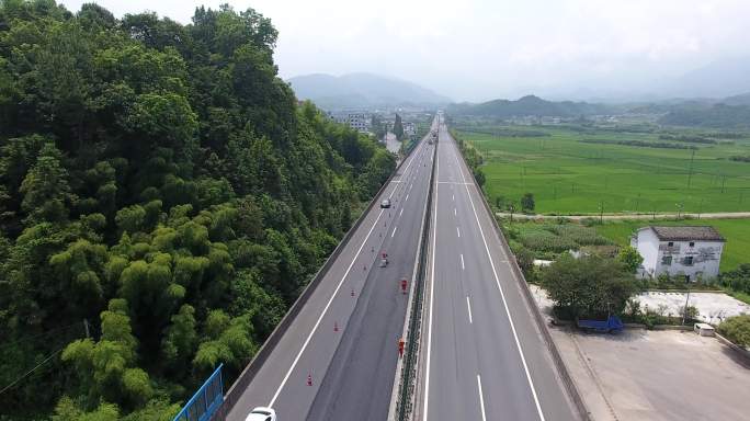 高速公路浙江养护修路航拍