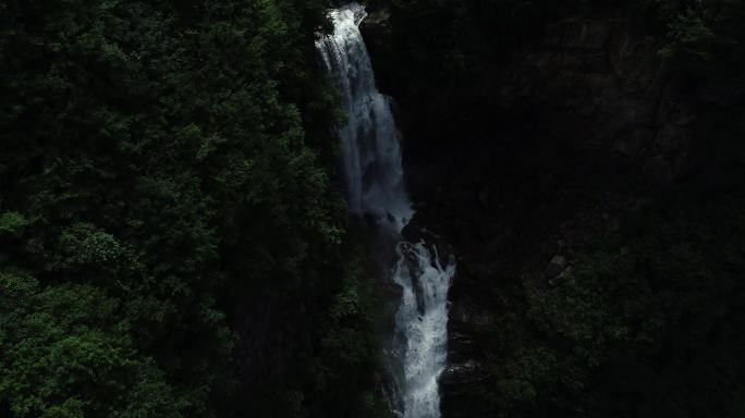 湖北利川湖光山色4K航拍视频