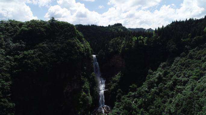 湖北利川湖光山色4K航拍视频