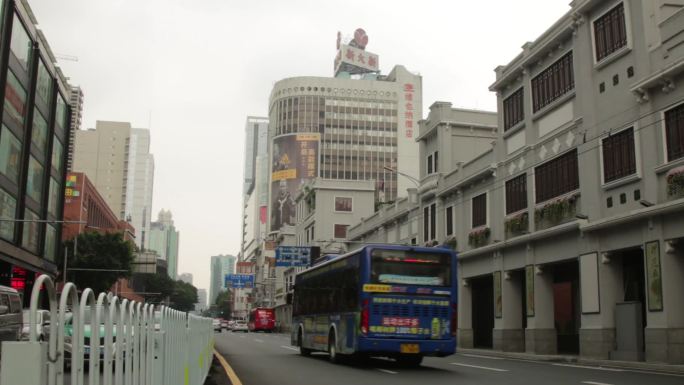 广州中山四路北京路口骑楼一景201809