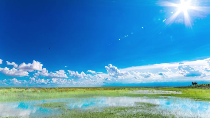 内蒙古大草原湖水风景