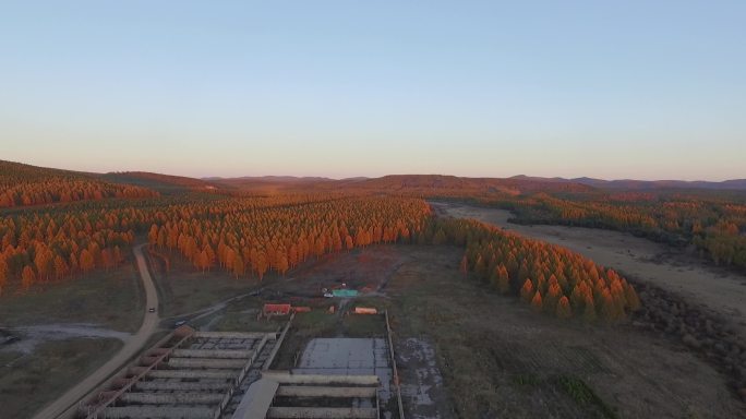 草原树林湖泊夕阳下航拍素材Dlog