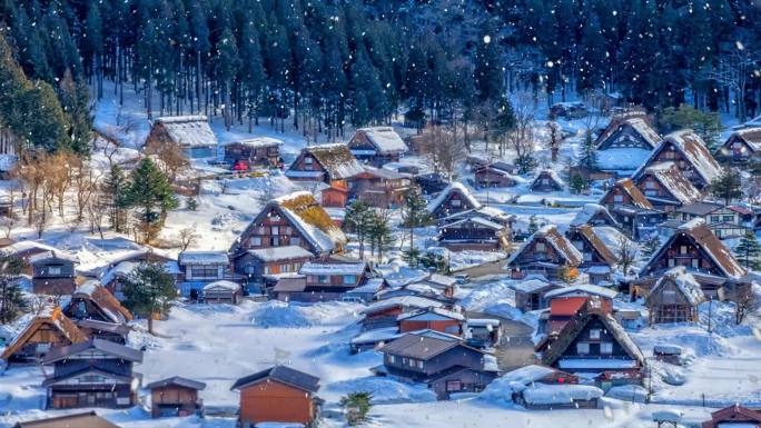 古典村庄乡村下雪