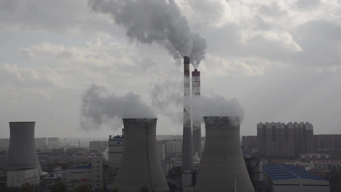 热电厂烟囱冬季供暖浓烟大气排放PM2.5