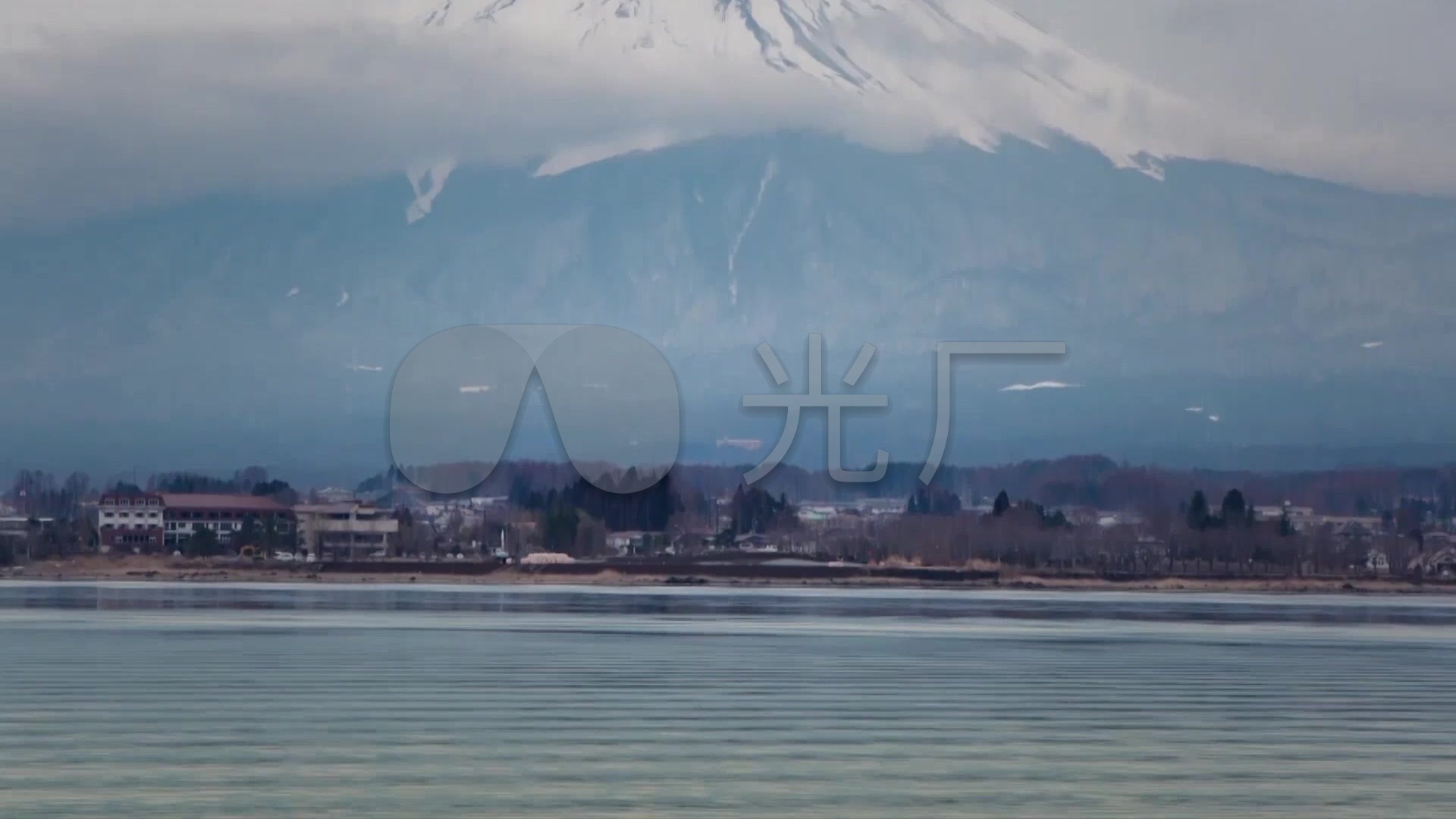 日本富士山下风景远景视频素材_风光片_1920